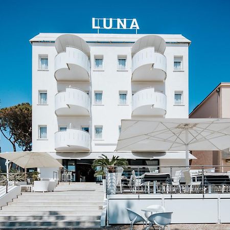 Hotel Luna Centrale Lignano Sabbiadoro Dış mekan fotoğraf